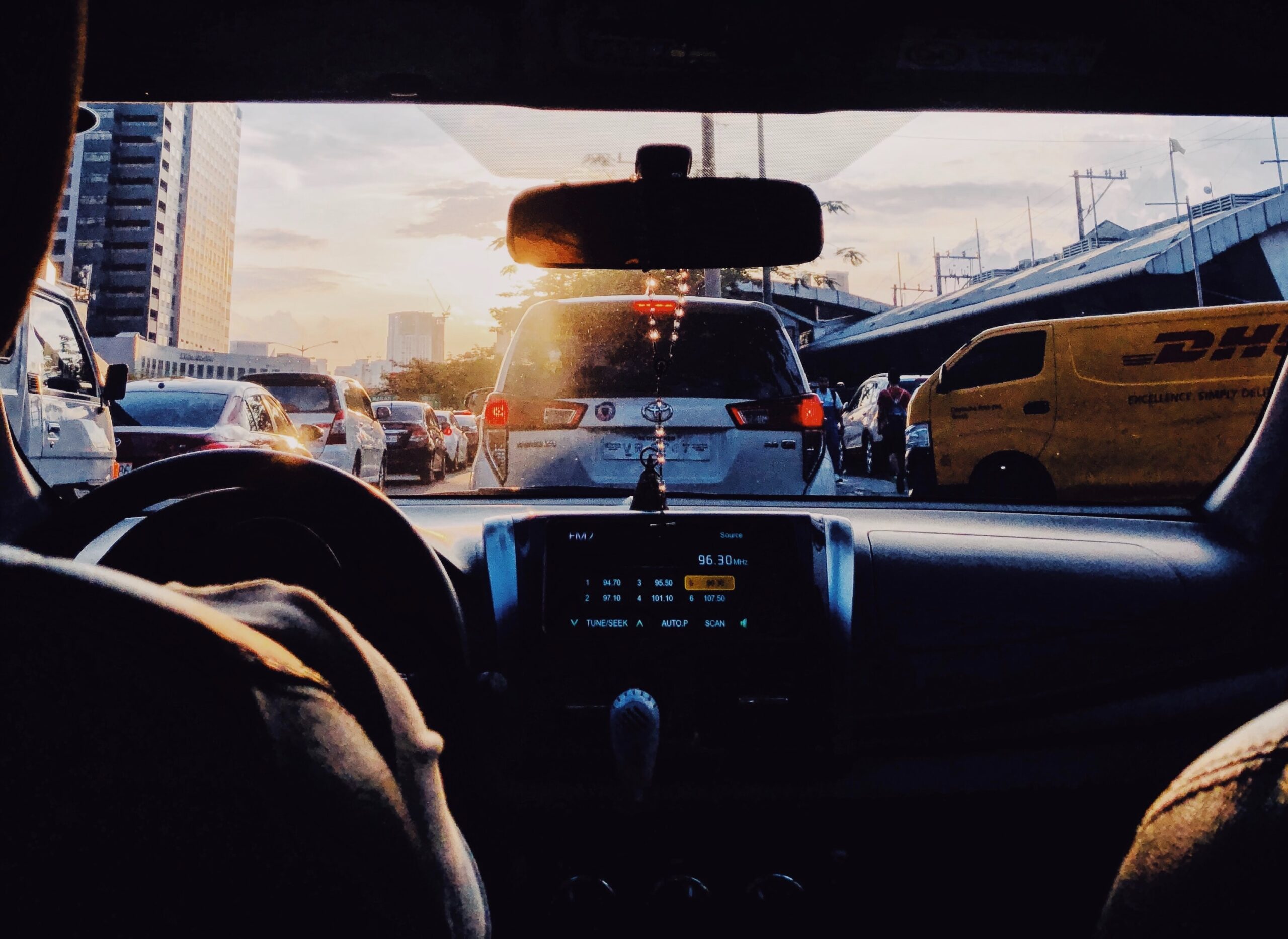 DHL Delays in Sorting Centers – December 2021